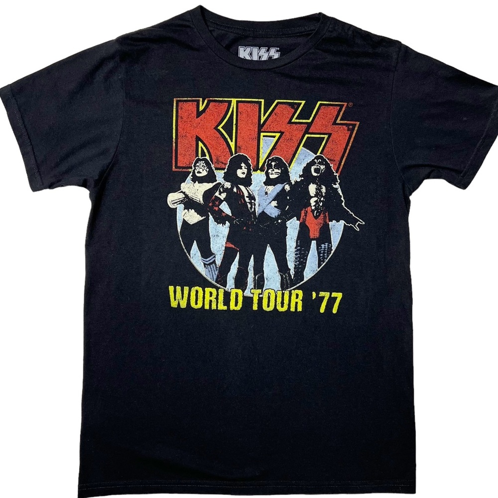 Kiss World Tour 77 Graphic T-Shirt in Black Unisex Sz M